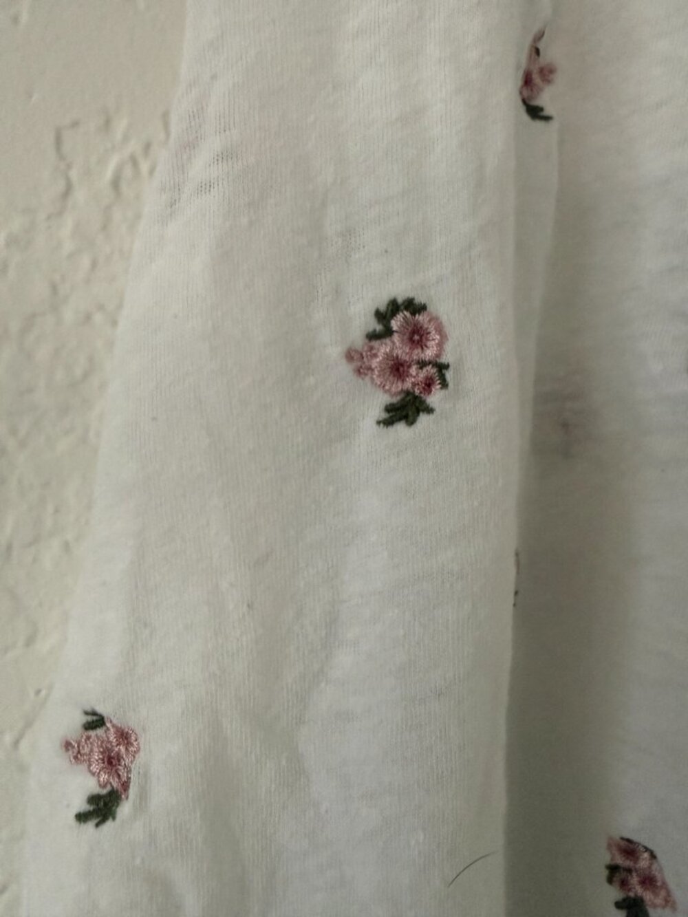 Spiritual Gangster White/Pink Embroidered Flowers Flowy Tank- M - Picture 8 of 8